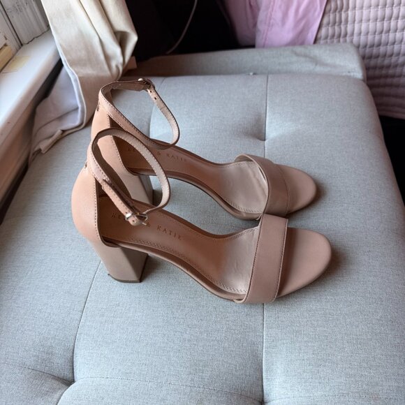 Kelly & Katie Nude heels - Picture 6 of 6